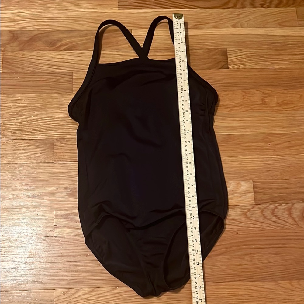 Lands' End Black Women's X-back One Piece Swimsuit size 6 - Picture 7 of 8